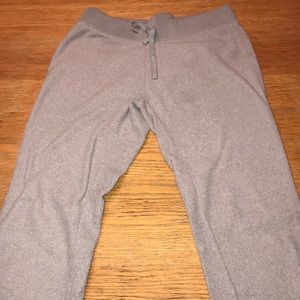 Old Navy Bottoms - Old Navy Fleece Pants Old Navy Bottoms - Old Navy Fleece Pants